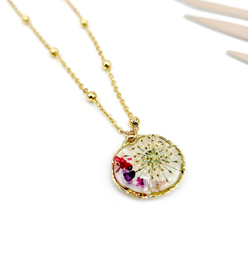 Handmade Botanical Small Flowers petal Multi Flowers Necklace