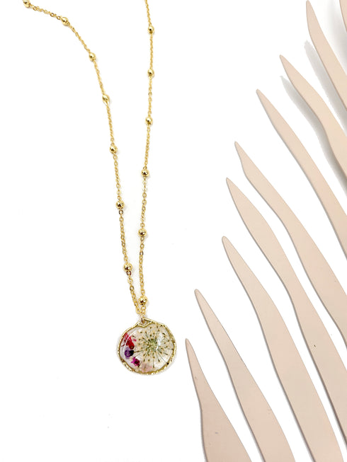 Handmade Botanical Small Flowers petal Multi Flowers Necklace