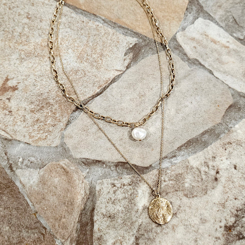 Layered Chain Link Necklace with gold coin pendant natural peal pendant gift for her