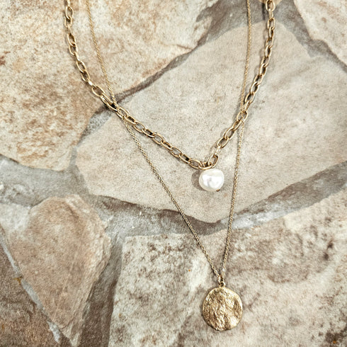 Layered Chain Link Necklace with gold coin pendant natural peal pendant gift for her