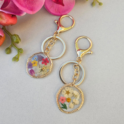 Handmade petals Pressed flower Heart Keychain