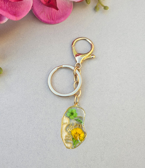 Botanical Pressed Flower face shape Keychain