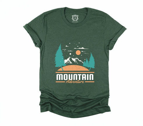 Mountain adventure Short Sleeves T-Shirt
