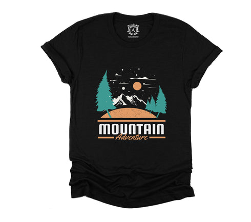 Mountain adventure Short Sleeves T-Shirt