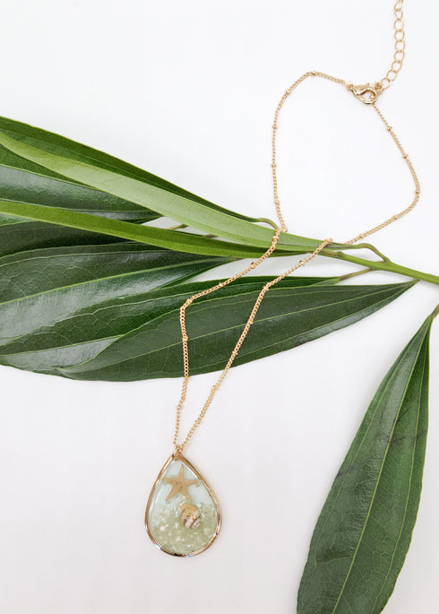 Tiny Starfish Seashell Beach Tropical Teardrop Ocean Pendant Necklace
