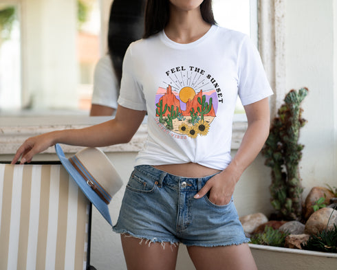 Feel the Sunset Short Sleeves T-Shirt