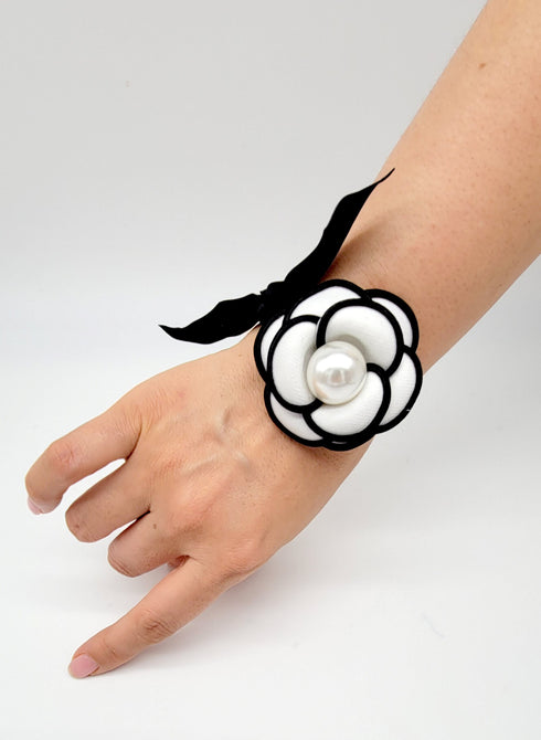 Handmade Black & white flower hair tie
