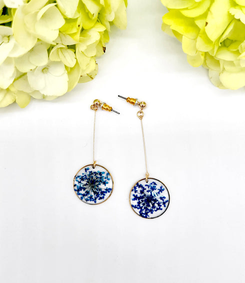 Handmade Dried flower Small Botanical Circle Earrings Handmade Resin Earrings , Real flower jewelry, Gifts for Her