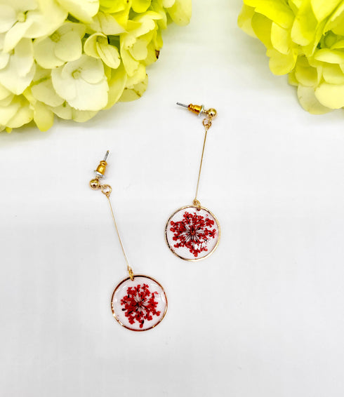 Handmade Dried flower Small Botanical Circle Earrings Handmade Resin Earrings , Real flower jewelry, Gifts for Her