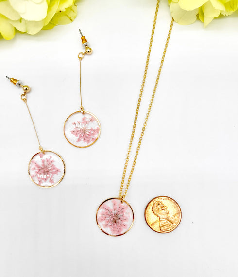 Handmade Dried flower Small Botanical Circle Necklace Handmade Resin Necklace , Real flower jewelry, gifts for her
