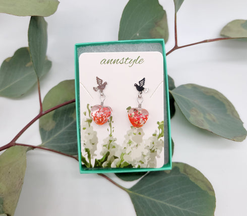 Tiny Birds with Dried Flowers in the Heart handmade resin earrings , real flower jewelry, Gifts for Her