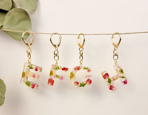 Handmade Pressed Flowers Resin Keychain, Initials Letter Alphabet Name Gifts For Her