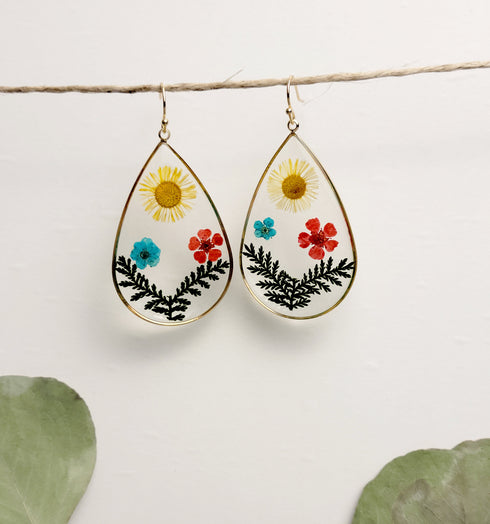 Tear drop Daisy and Multi Pressed Flower Earrings for her, for gift